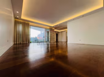 Apartamento de Alto Padrão próximo ao Pacaembu 3 suites 3 vagas 235 m2 uteis