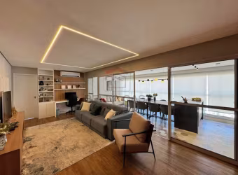 Apartamento finamente mobiliado e decorado, em área nobre da Mooca, próximo a escolas, universidade,