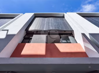 Townhouse em condomínio fechado  na Vila Madalena recém entregue 225m2 4 pavimentos 3 dormitórios 1 suíte 2 vagas