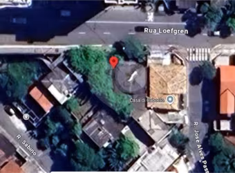 Terreno com 326m² na rua Loefgren, próximo ao Shopping Santa Cruz