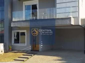 TRIPLEX EM CONDOMÍNIO 4 QUARTOS, 2 SUÍTES, 3 BANHEIROS - 295M2