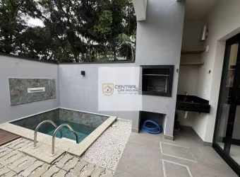 Sobrado Novo  maravilhosamente mobiliado 2 suítes em Bombinhas