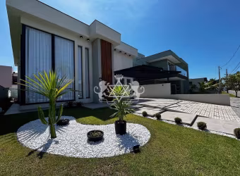 Sobrado à Venda em Condomínio (Alto Padrão) com 4 Suítes/ Área de Lazer Completa (Churrasqueira, Sa