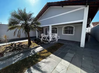 Casa à venda, Jardim Britânia, Caraguatatuba, SP