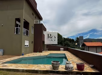 Casa com 4 dormitórios estuda PERMUTA por terreno e carro em Atibaia/SP
