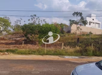 Terreno à venda no City Uberlândia, Uberlândia  por R$ 300.000