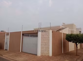 Casa 3 quartos ,sendo três suítes.