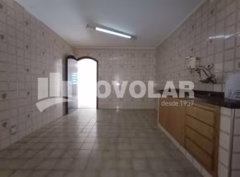 Sobrado no Bairro Vila Nivi: Praticidade e Conforto em uma Localização Privilegiada