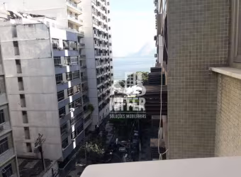 Apartamento na Quadra da Praia de Icaraí – Vista Lateral Mar!