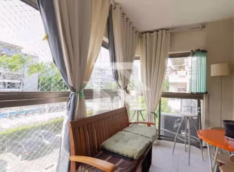 Apartamento de 2 Quartos com Suíte no Recreio dos Bandeirantes - Conforto e