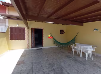 Bela residência no centro de Imbé e próxima do mar!