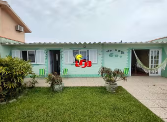 Casa em ótima localização tanto para ponto comercial ou residencial!