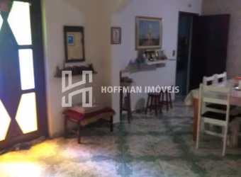 CASA COM ÓTIMA LOCALIZAÇÃO