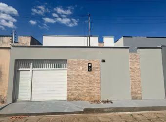 LINDO IMÓVEL EM CONDOMÍNIO