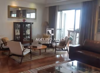 Vendo apartamento com 4 dormitórios sendo 1 suíte em Moema!