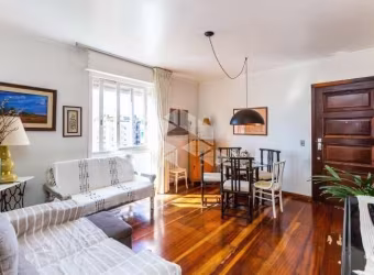 Apartamento com três quartos e vaga no Cristo Redentor
