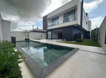 Casa de alto padrão com 5 suítes,  à venda no condomínio clube Caledônia em Camboriu/SC