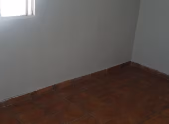 Casa Ampla de 3 Quartos com Grande Quintal e Garagem – Nova Iguaçu