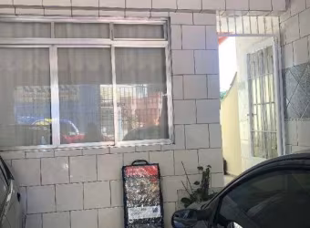 Casa térrea com 2 dormitórios e churrasqueira na varanda em Osasco