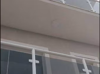 Sobrado de 3 dormitórios com suite e garagem coberta na Vila Osasco, Osasco