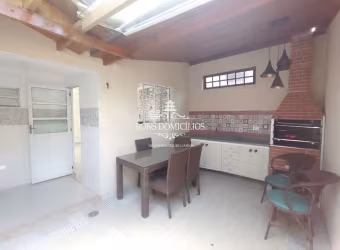 CAIU PREÇO!!! Linda Casa  reformada centro de cotia e entrar e morar