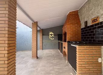 Linda casa térrea com 3 dormitórios e linda área gourmet.