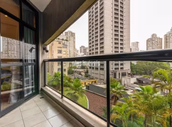 Excelente localização: Junto a Av Faria Lima com Av Cidade Jardim. Edifício projetado pelo renomado
