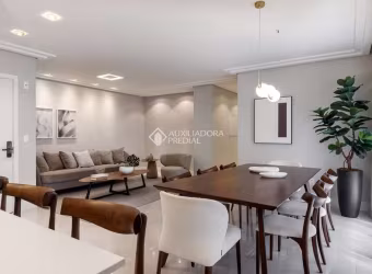 Apartamento com 3 quartos à venda na Rua Brasilpinho, 286, Kobrasol, São José, 128 m2 por R$ 1.540.000