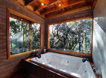 Casa Mista tipo chalé com   2 quartos