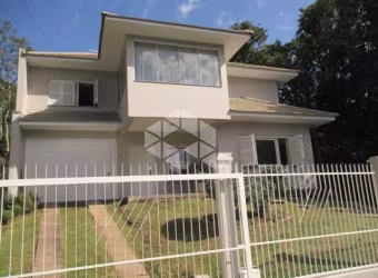 casa com 4 dormitórios, quiosque e piscina em Nova Petrópolis na serra gaúcha.