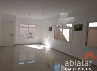 Sobrado com 2 dormitórios à venda, 172 m² por R$ 750.000,00 - Jardim Trussardi - São Paulo/SP