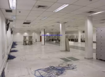 Predio 2.737m² de área útil e 3.009m² de terreno, 11 banheiro e 14 vaga na garagem. À 250m da Av. Marquês de São Vicente (corredor de Ônibus);