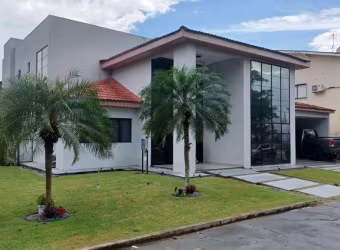 -COP 30 - CASA COM 4 SUÍTES NO CONDOMÍNIO GREENVILLE 2! -ÁREA PRIVATIVA DE 304M². -04 VAGAS DE GARAGEM. -NASCENTE.