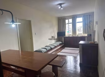 03 quartos com 1 banheiro, 1 sala e copa conjugada, 1 vaga de garagem