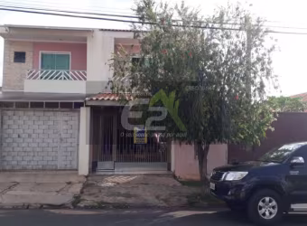 Casa à venda com 3 dormitórios e suíte no Parque Santa Felícia Jardim, São Carlos