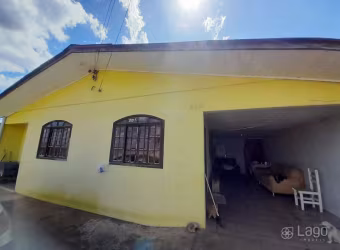 Casa à venda em Cará-Cará