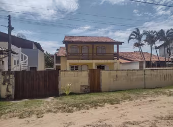 ** Ótima Casa colado a Lagoa e Rodovia, com PISCINA São Pedro da Aldeia