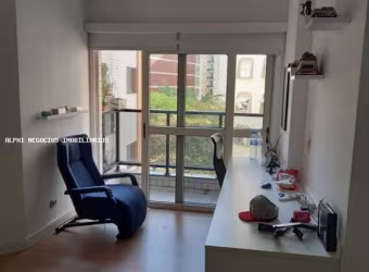 Apartamento para Venda em São Paulo, Vila Olímpia, 3 dormitórios, 1 suíte, 3 banheiros, 1 vaga