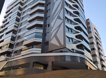 Apartamento na Jatiúca,  com 02 suites