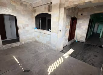 Casa à venda com Sacada, 2 quartos, 1 vaga, Bairro Castelo - Santos/SP