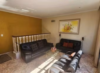 Casa Duplex com vg próximo na Deputado Soares Filho