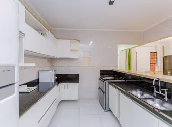 Sobrado semi-mobiliado com 4 quartos e 184m  no Jardim das Américas  Curitiba