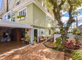 Sobrado Aconchegante à Venda | Pilarzinho – Curitiba/PR   220 m² de conforto, praticidade e charme em um só lugar!