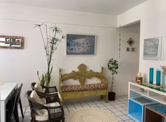 Apartamento 2 /4 com Dependência completa Imbuí