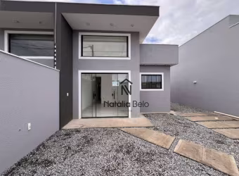 Casa linear com quintal perto da praia.