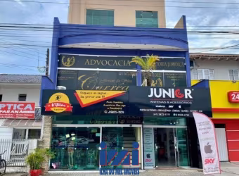 Prédio Comercial com 6 salas e 1 apartamento