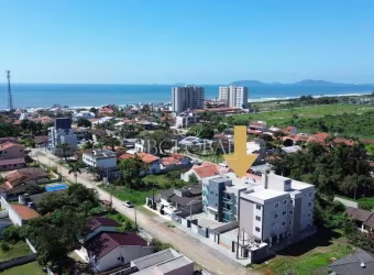 Apartamento térreo com 03 dormitórios  no Balneário Paese em Itapoá SC