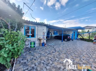 Excelente Casa de Esquina no Centro da Praia de Cidreira/RS
