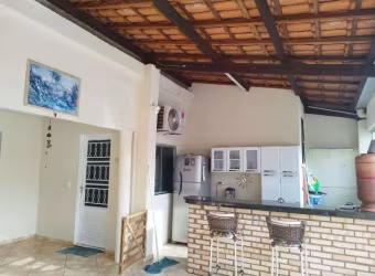 Vendo casa espaçosa na mata do Jacinto