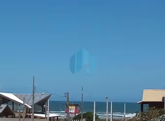 Pousada Localizada a 50 m da Praia da Vila, em Imbituba!